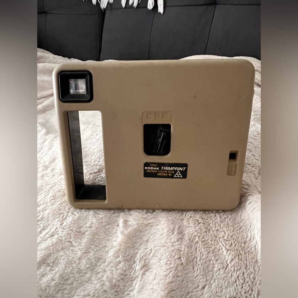 Kodamatic Instant Camera - Picture 4 of 7